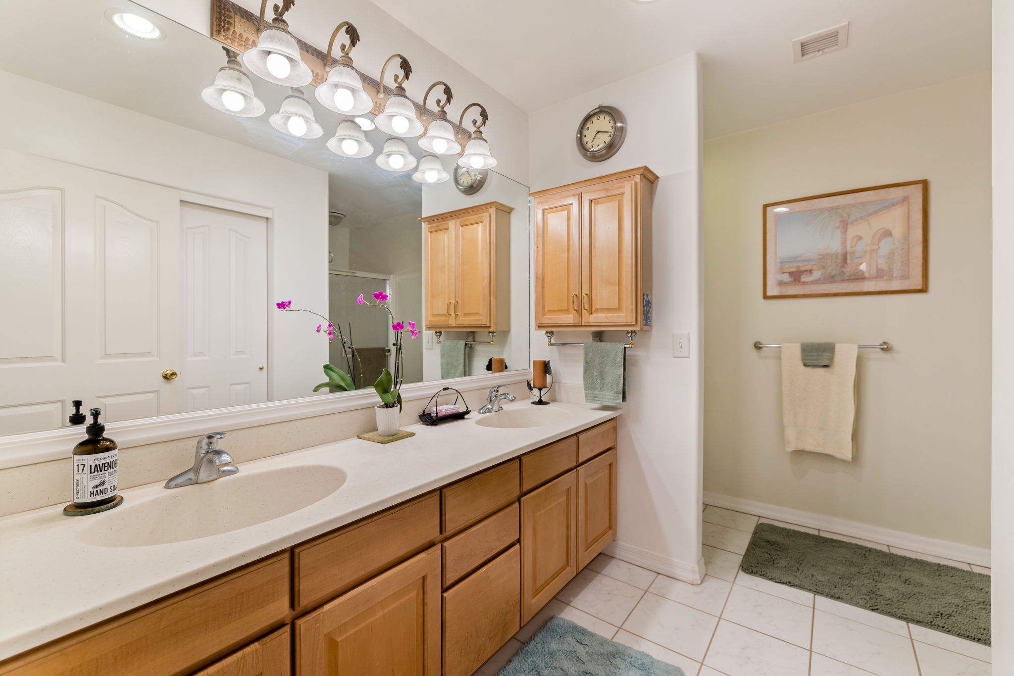 Primar Bathroom