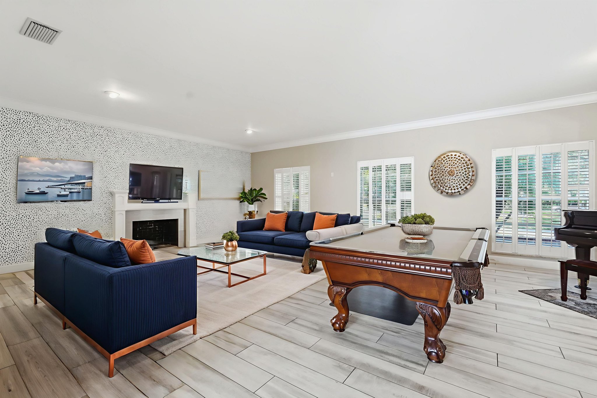 1761-long-bow-ln_006 virtually staged.jpeg