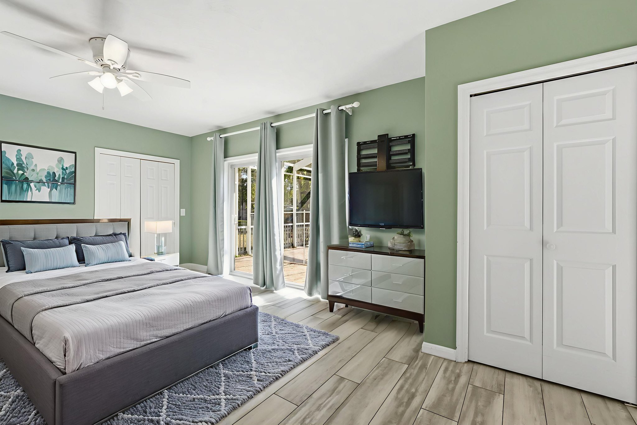 1761-long-bow-ln_028 virtually staged.jpeg