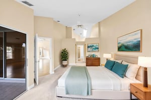 0X3A7038 virtually staged.jpeg