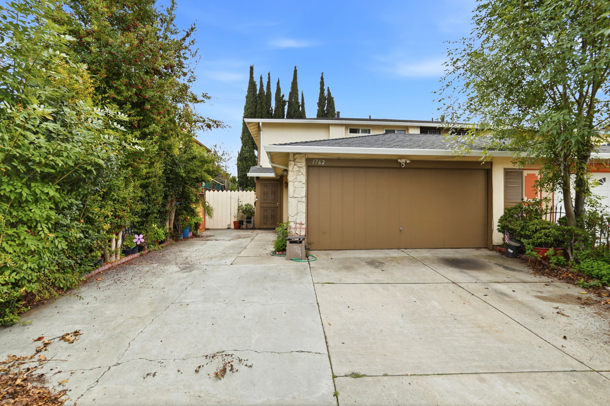 003_f8_1762 Duffy Way