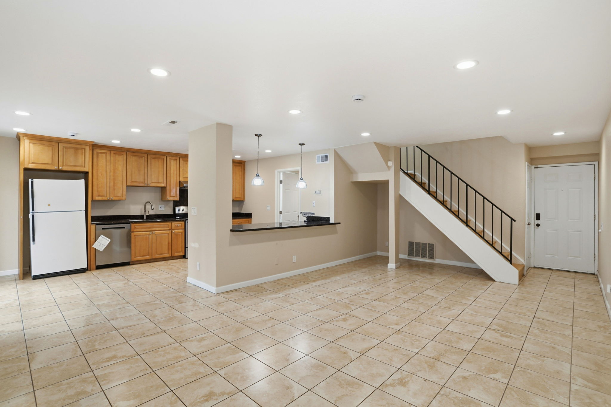 008_f8_1762 Duffy Way