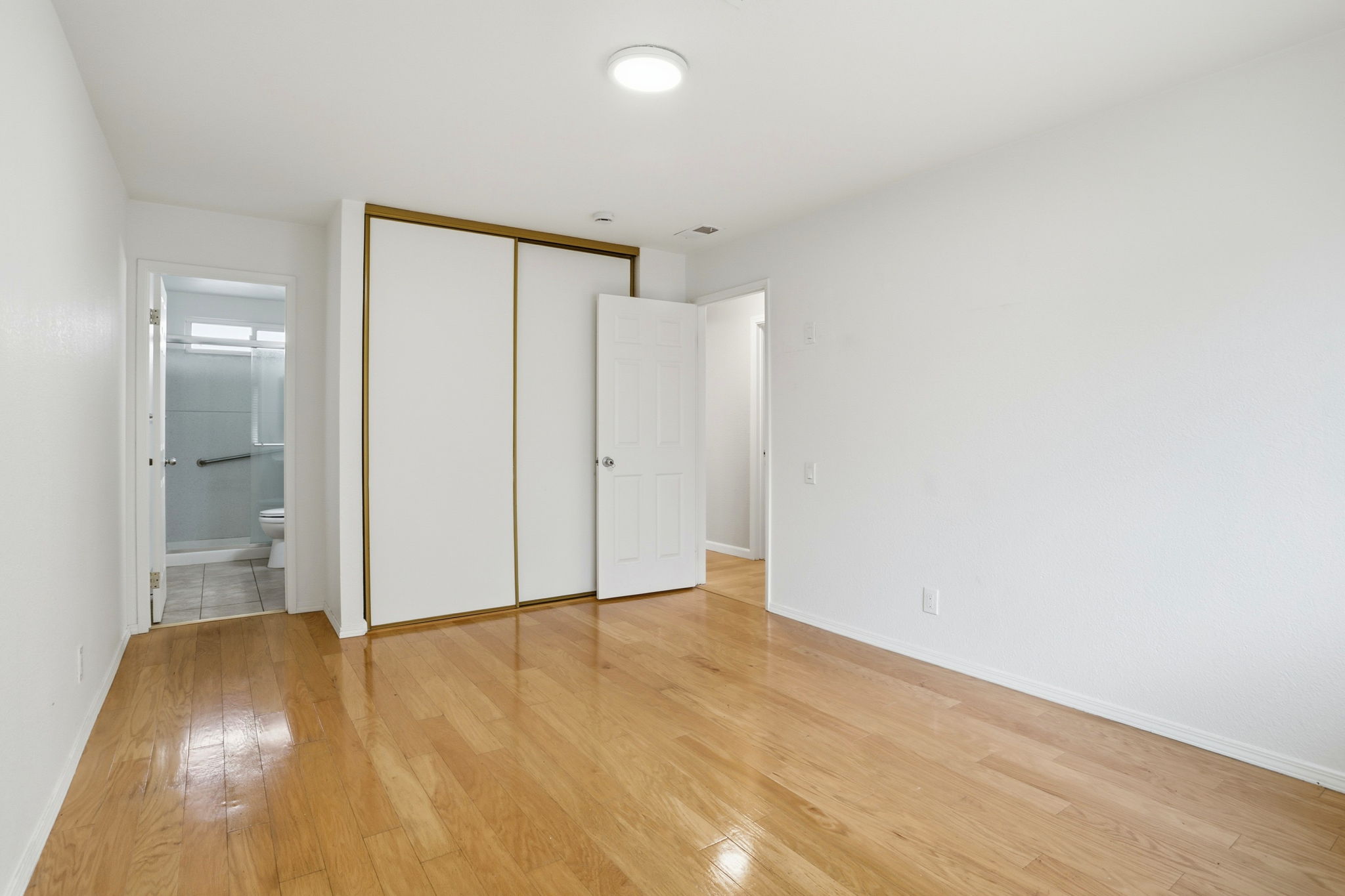 015_f8_1762 Duffy Way