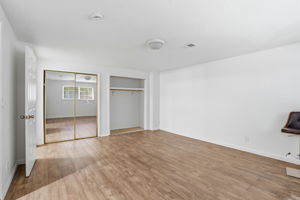 022_f8_1762 Duffy Way