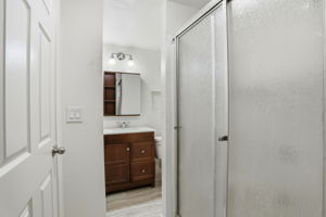 025_f8_1762 Duffy Way