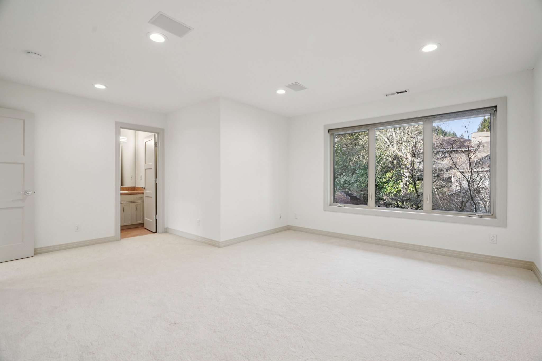 Brookhurst Dr-L2301-036.jpg