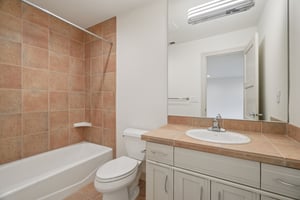 Brookhurst Dr-L2301-039.jpg