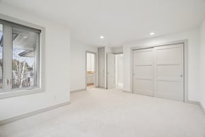 Brookhurst Dr-L2301-042.jpg