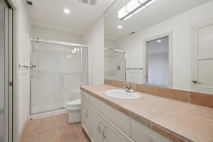 Brookhurst Dr-L2301-043.jpg