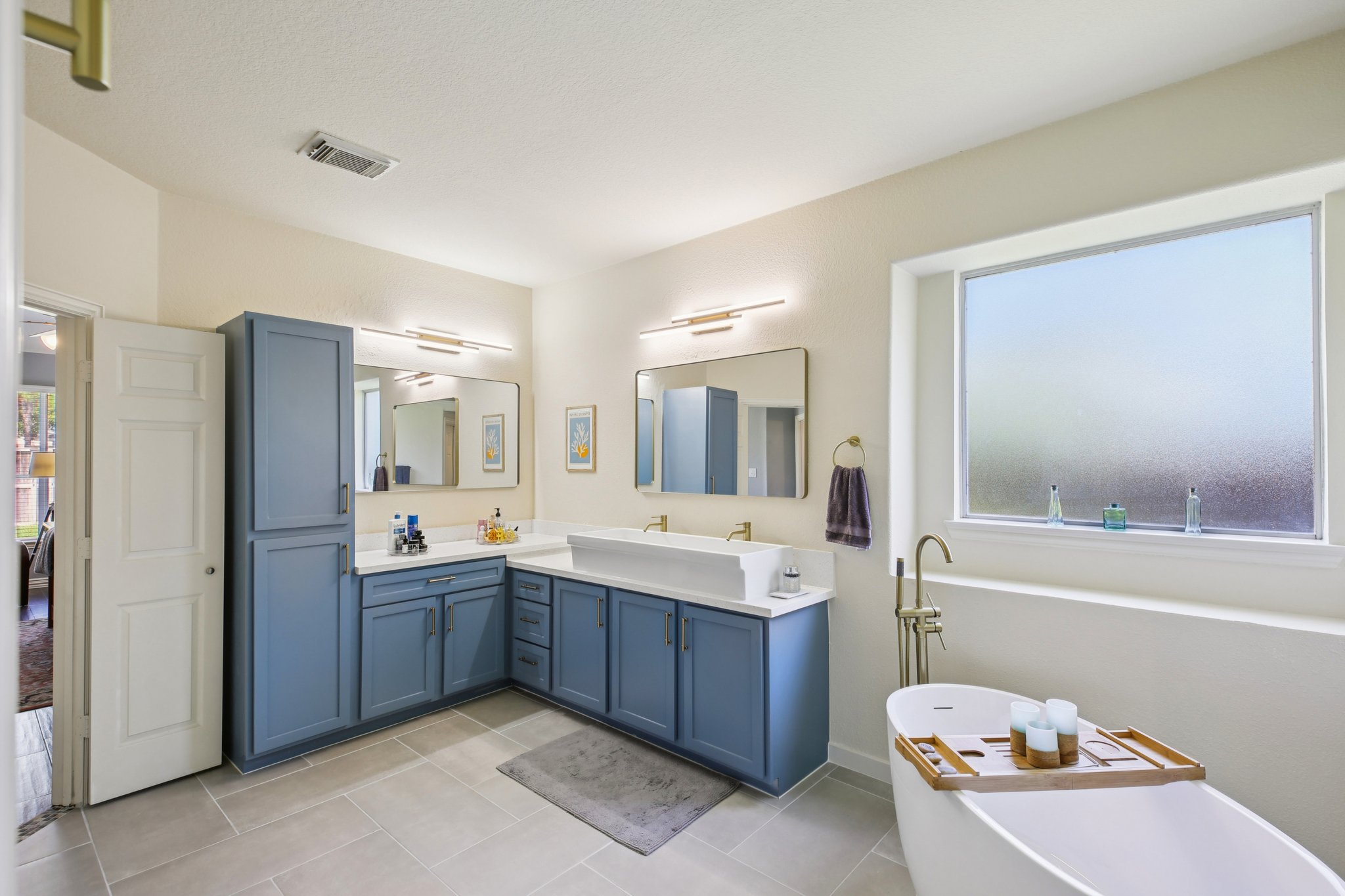 Edengrove Dr-S2810-037.jpg