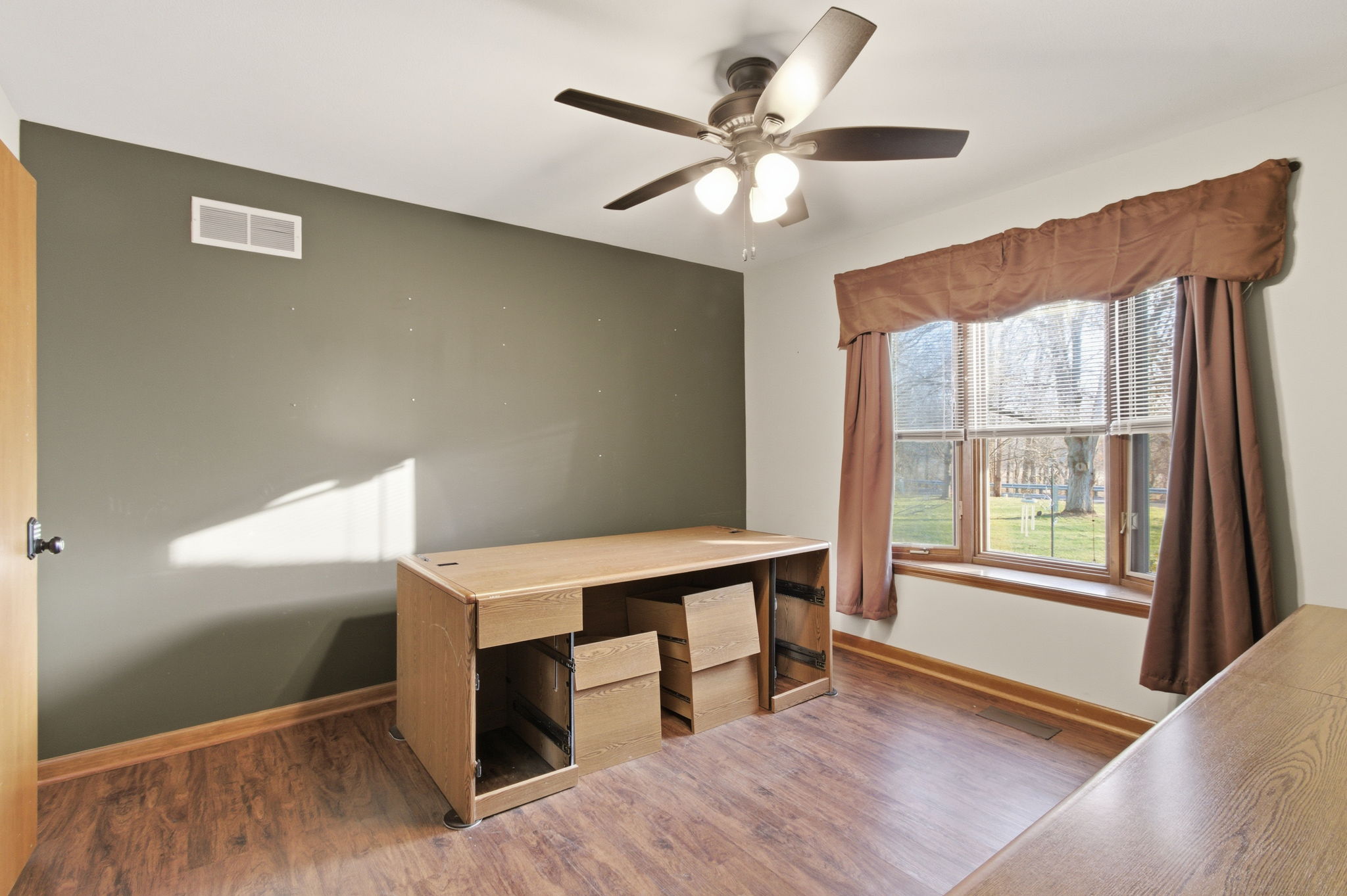 Property_Expressions_17629_Cherry_tree (35)