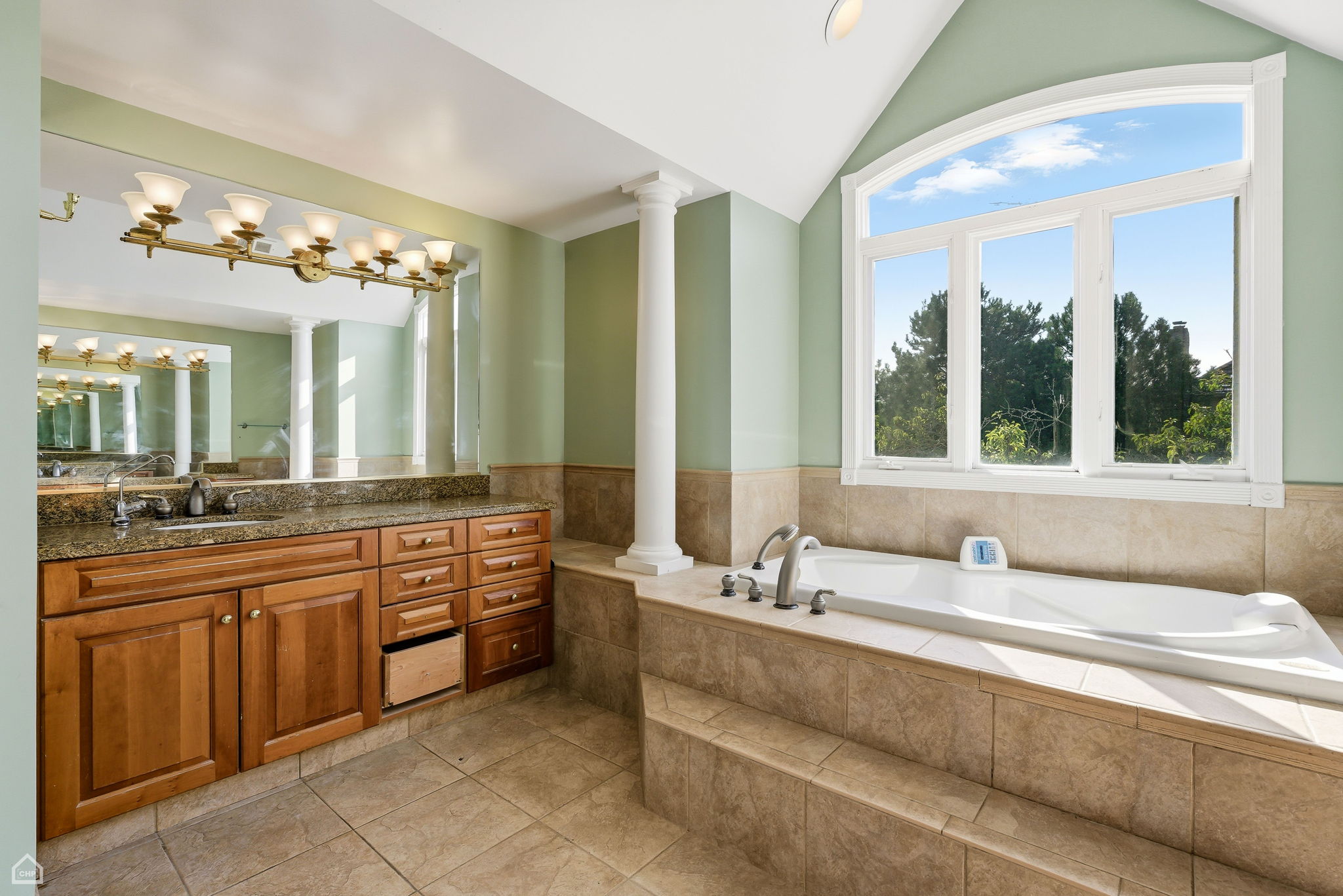 1763 Rfd Country Club Dr - Matt Melull_CHP2025_047