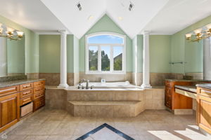 1763 Rfd Country Club Dr - Matt Melull_CHP2025_046