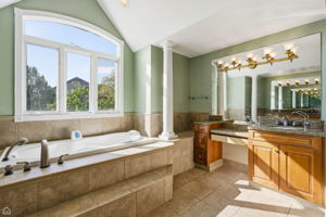 1763 Rfd Country Club Dr - Matt Melull_CHP2025_048