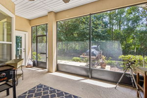 Screened-in Porch