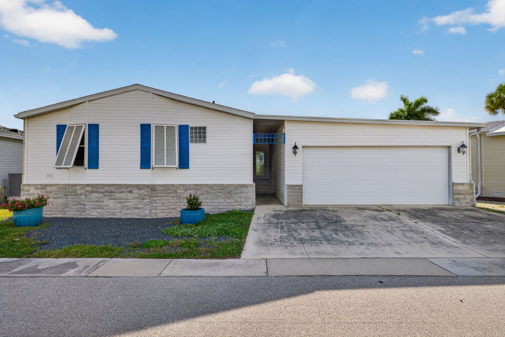 Front Exterior 1 of 2
