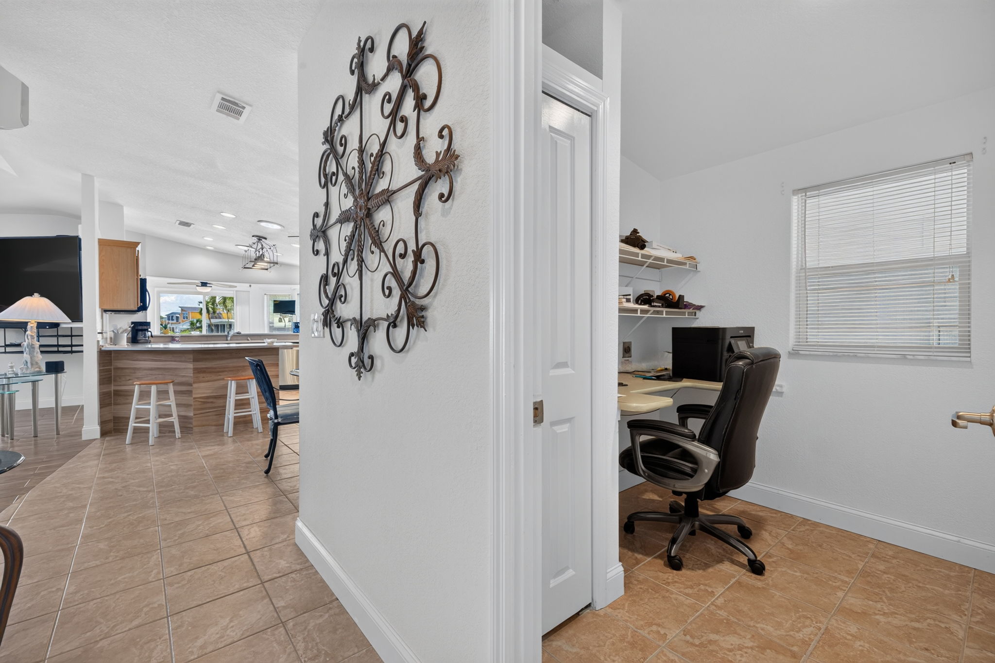 Office 1 of 2