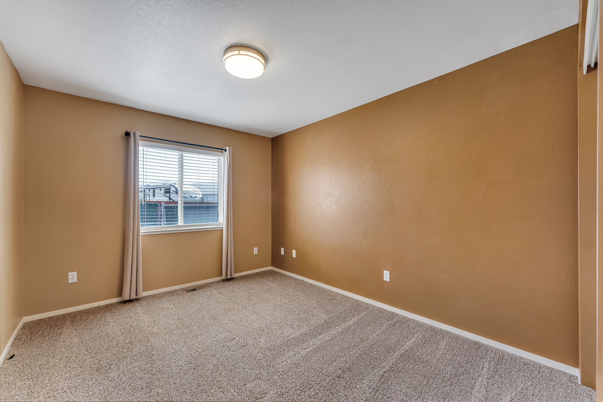 17635 Georgetown Ct, Reno, NV 89508, USA Photo 19