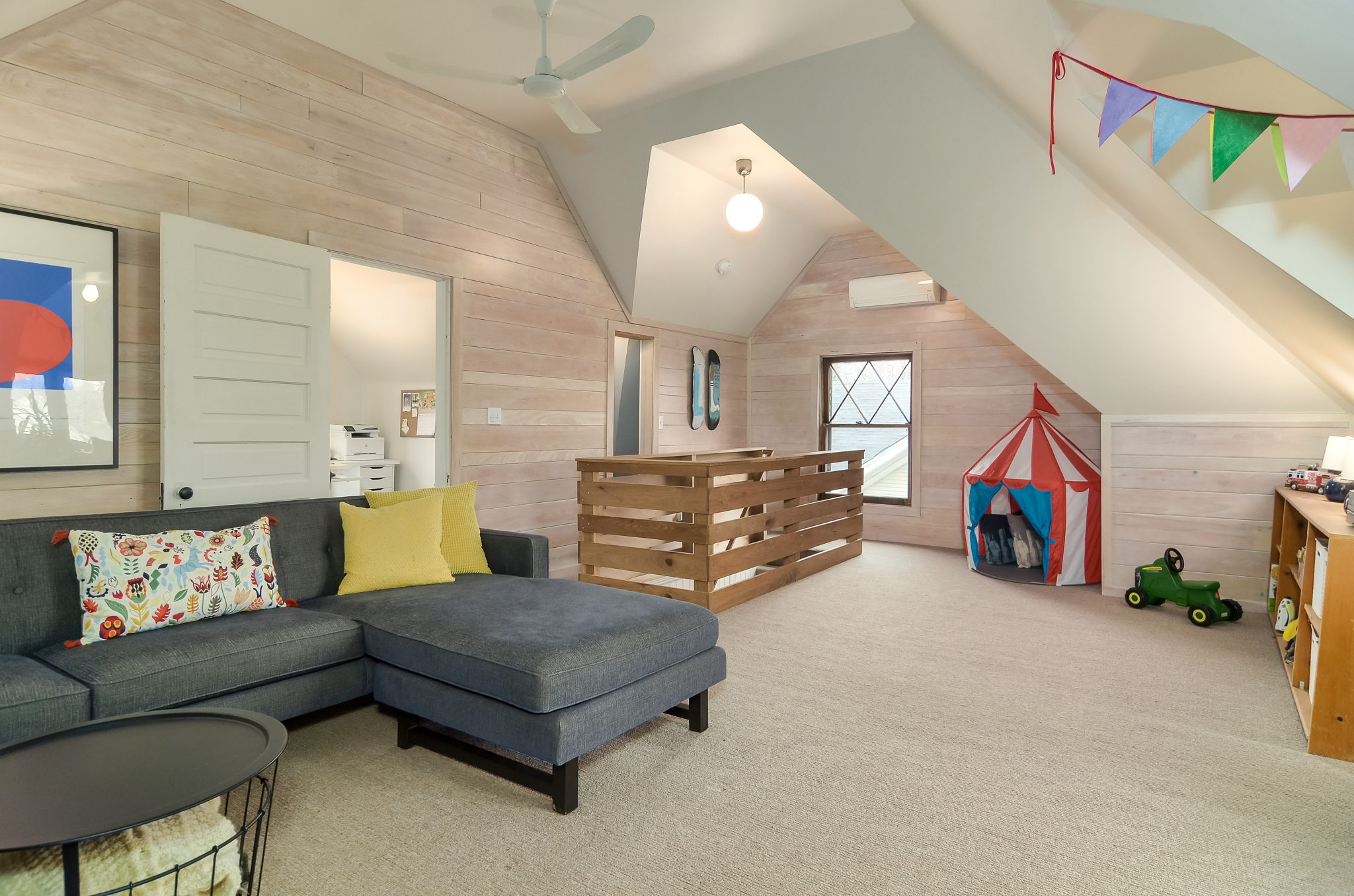 1764 Marshall Ave, St Paul, MN 55104, USA Photo 48