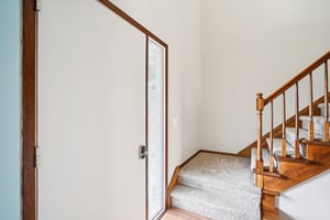 Oakview Dr-S1802-005.jpg