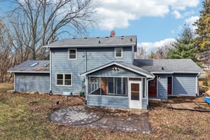 Oakview Dr-S1802-052.jpg