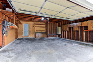  Photo 31