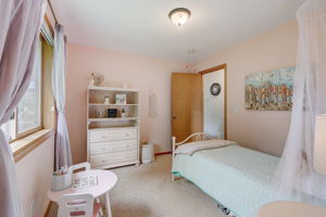Weaver Lake Dr-022