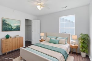 DSC00562 virtually staged.jpeg