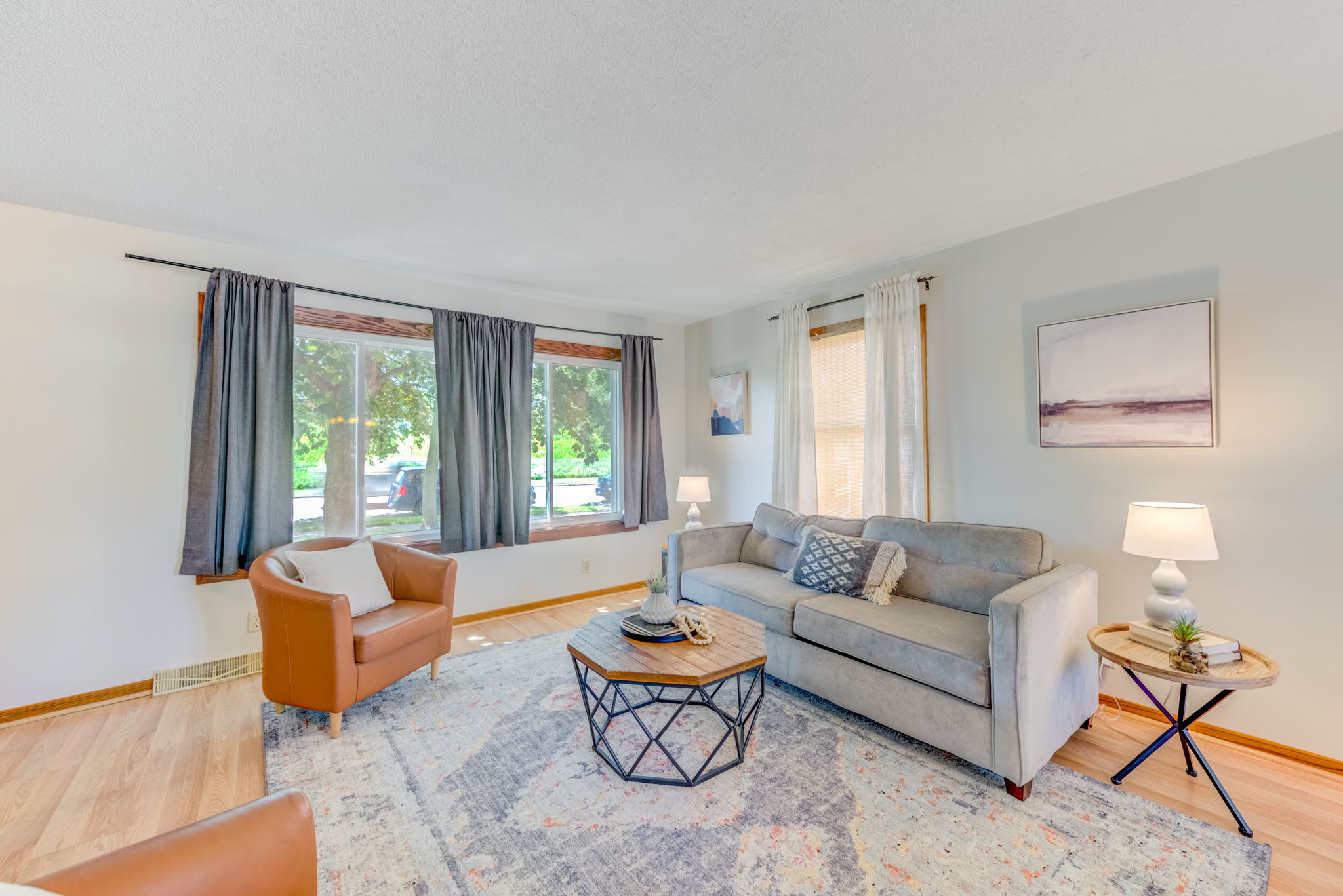 04 Living Room