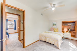 08 Bedroom