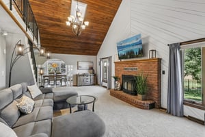 Lois Way-S0907-016.jpg