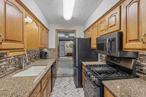 Lois Way-S0907-024.jpg