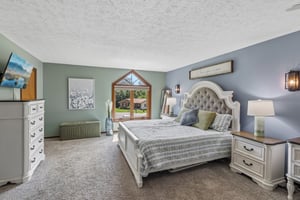Lois Way-S0907-032.jpg
