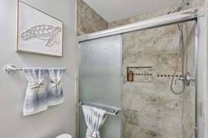 Lois Way-S0907-041.jpg