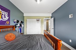  Photo 47