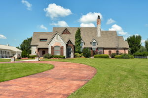  Photo 0