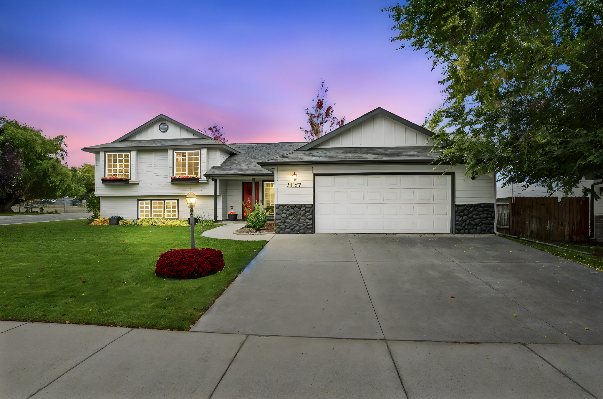 1767 W Merganser Dr-16 day to dusk.jpeg