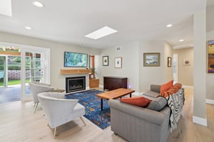 Woodbine Pl-S0203-007.jpg