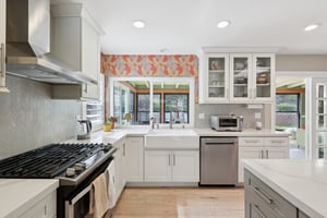 Woodbine Pl-S0203-020.jpg