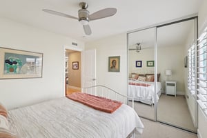 Woodbine Pl-S0203-037.jpg