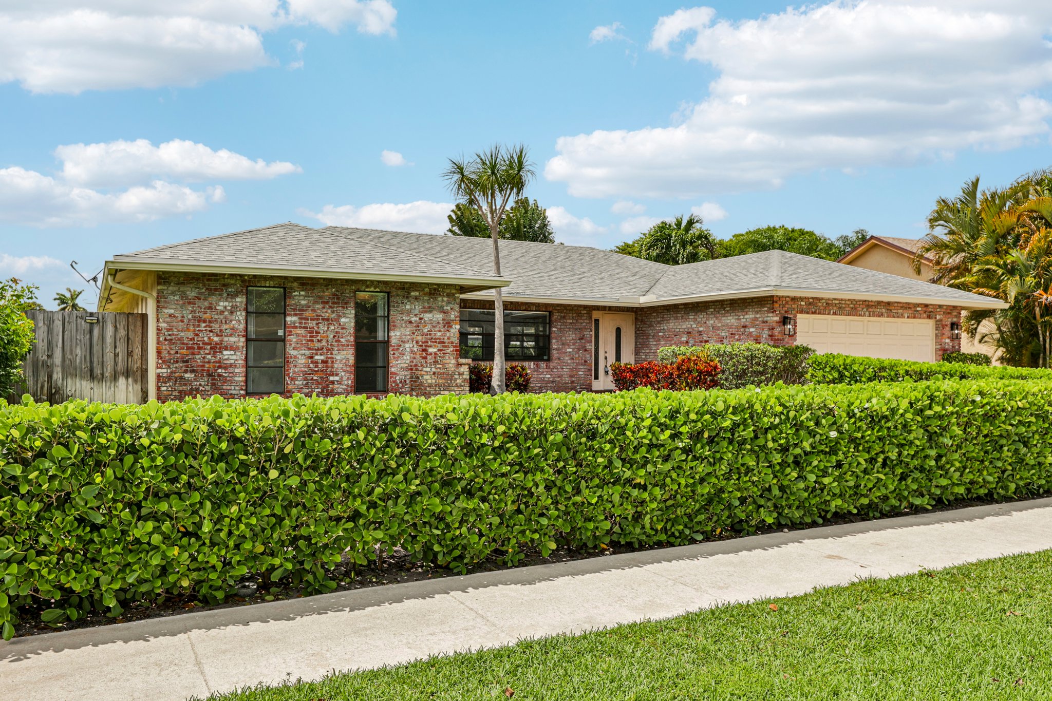 Woodview Terrace-S1104-005.jpg