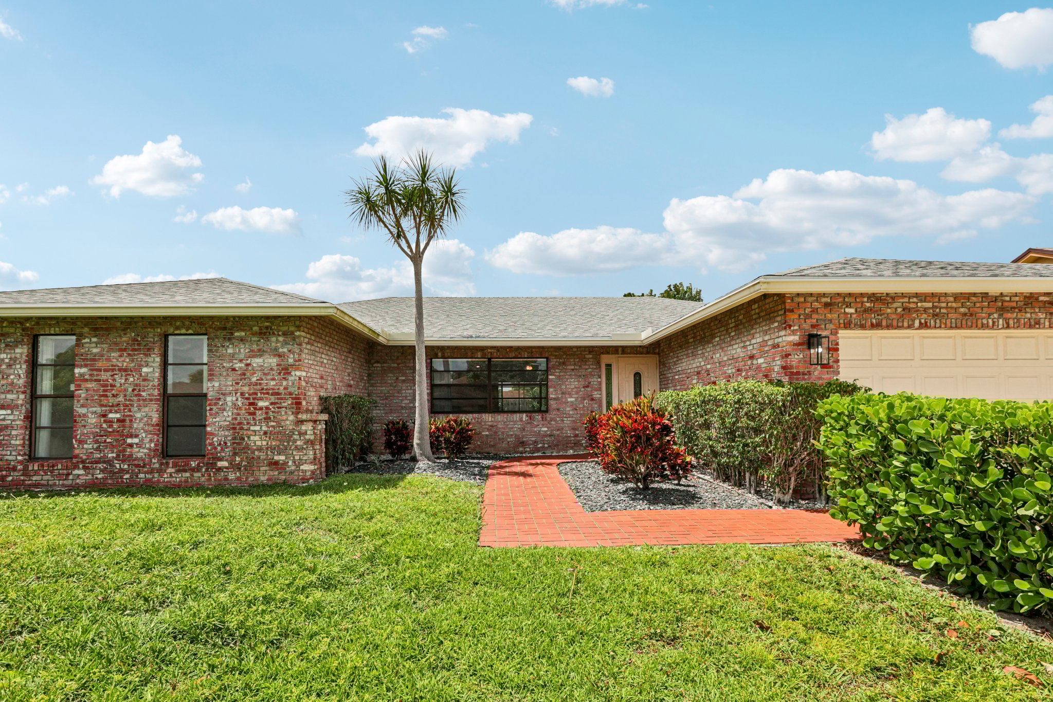 Woodview Terrace-S1104-007.jpg