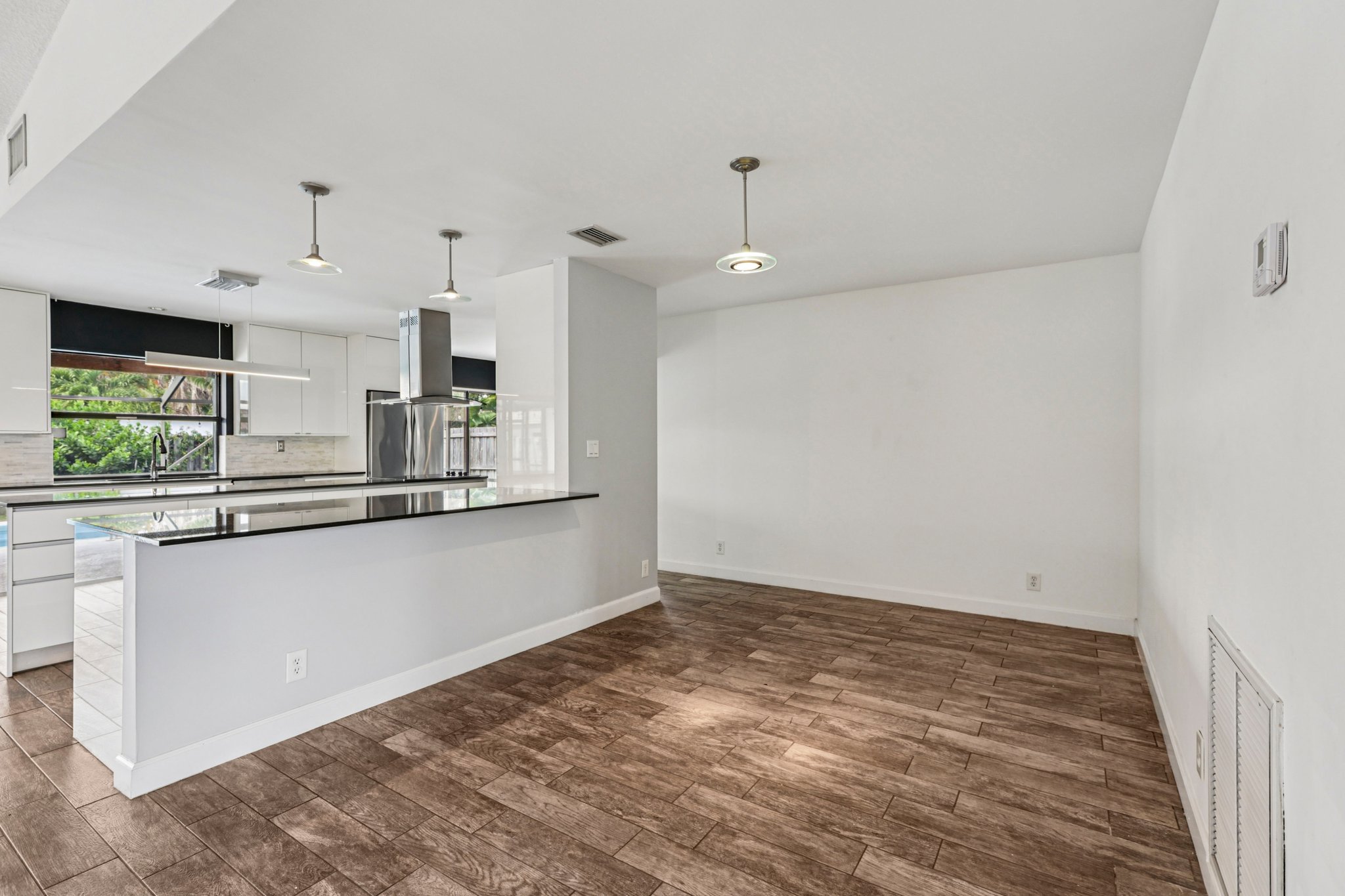 Woodview Terrace-S1104-017.jpg