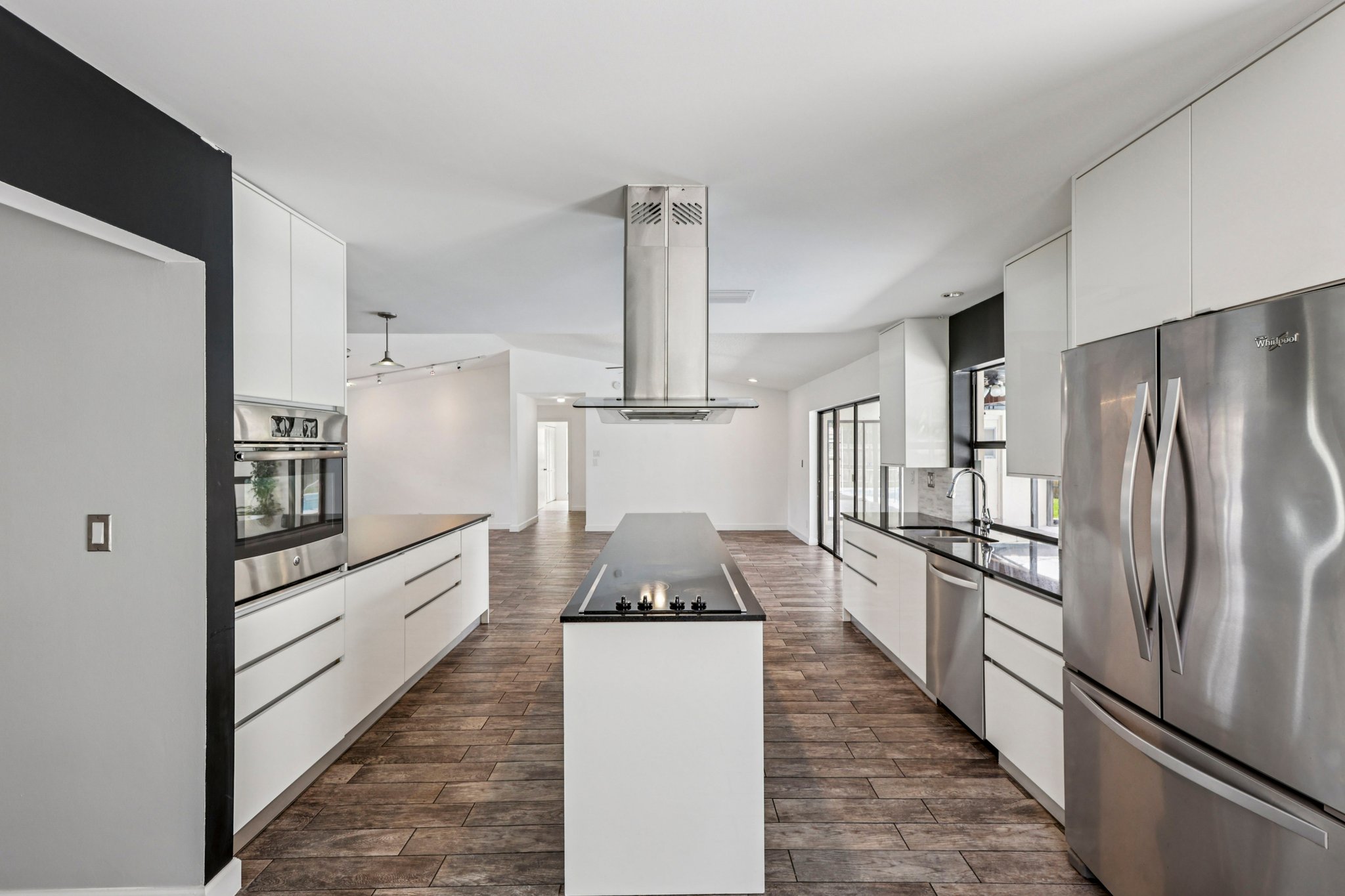 Woodview Terrace-S1104-022.jpg