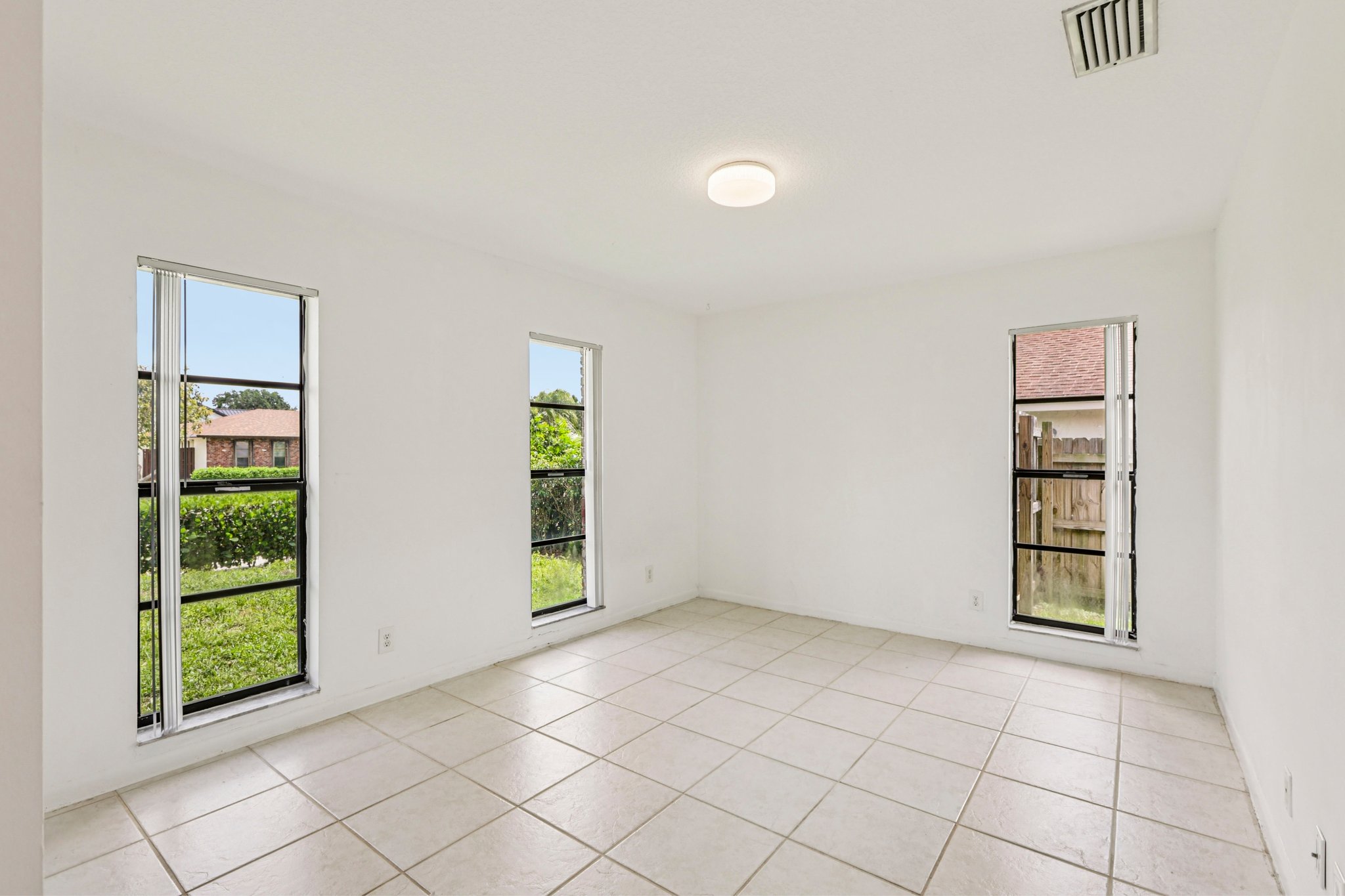 Woodview Terrace-S1104-042.jpg