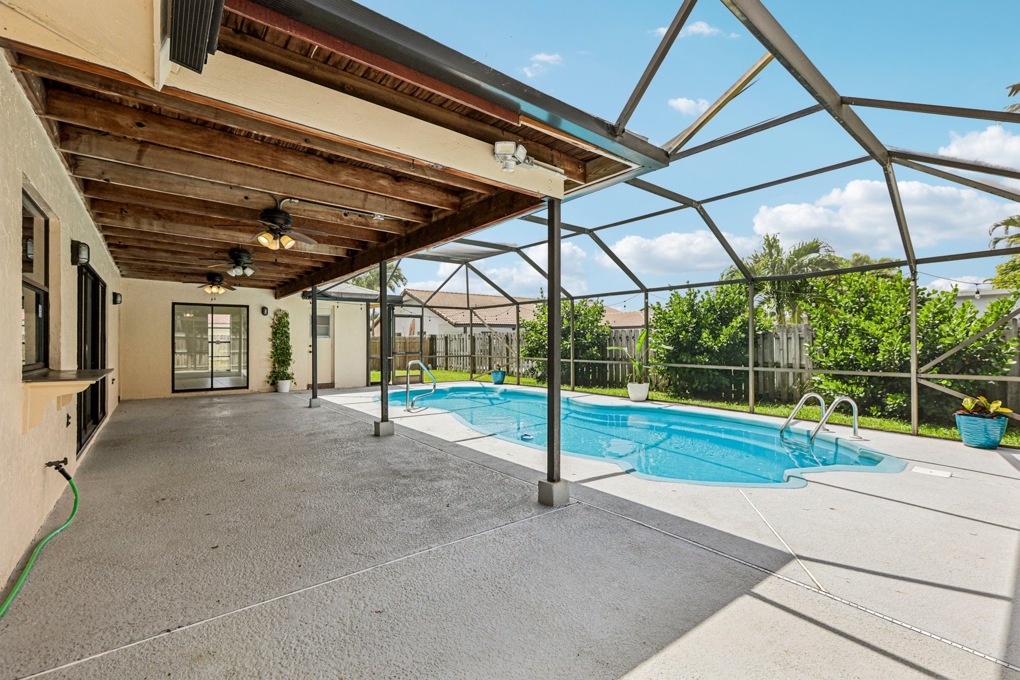 Woodview Terrace-S1104-047.jpg