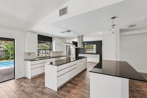 Woodview Terrace-S1104-023.jpg