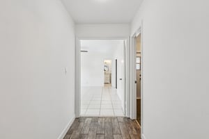 Woodview Terrace-S1104-027.jpg