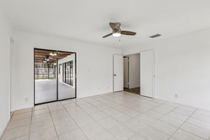 Woodview Terrace-S1104-031.jpg