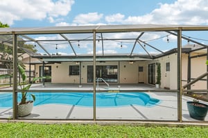 Woodview Terrace-S1104-051.jpg